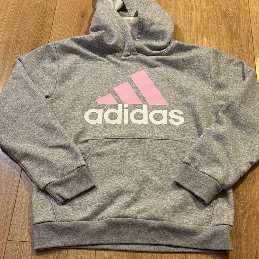 💙 Adidas Heather Gray Hoodie 💙